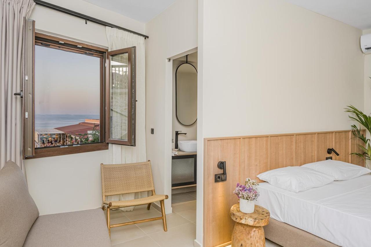 Achatis Suites Hersónissos Extérieur photo